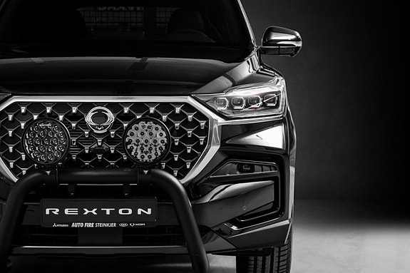 KGM Rexton 6 of 28