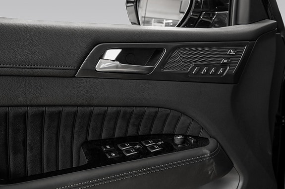 KGM Rexton 27 of 28