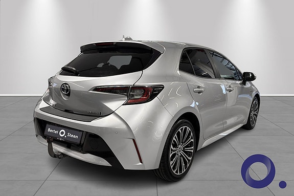 Toyota Corolla 8 of 19