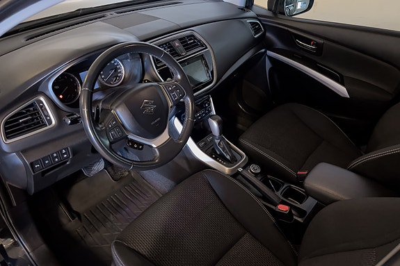 Suzuki SX4 S-Cross 12 of 27