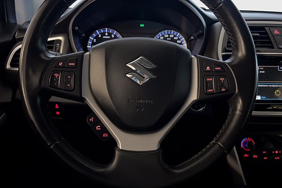 Suzuki SX4 S-Cross 16 of 27