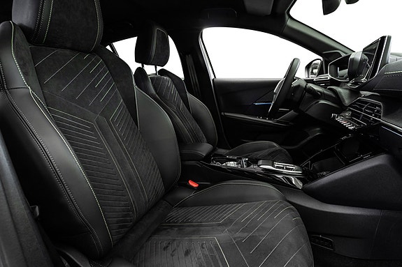 Peugeot e-208 14 of 24
