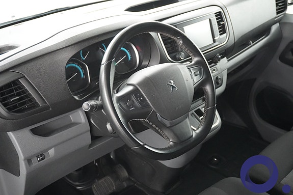Peugeot e-Expert 12 of 25