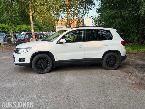 Volkswagen Tiguan 6 of 17