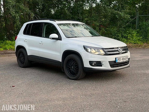 Volkswagen Tiguan 3 of 17