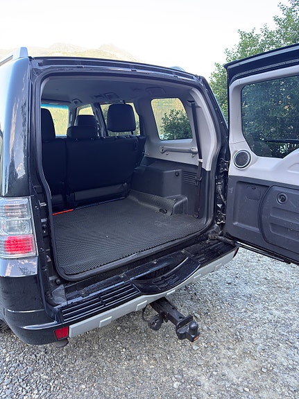 Mitsubishi Pajero 30 of 30