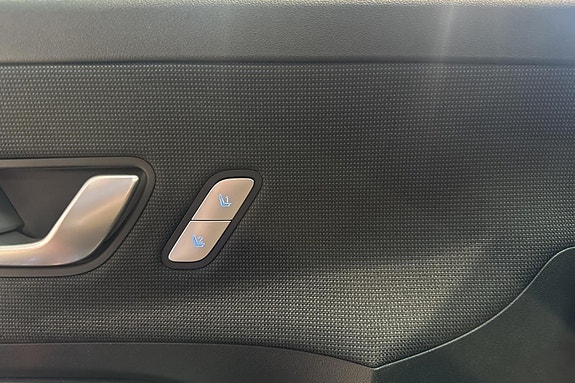 Hyundai Kona 15 of 26