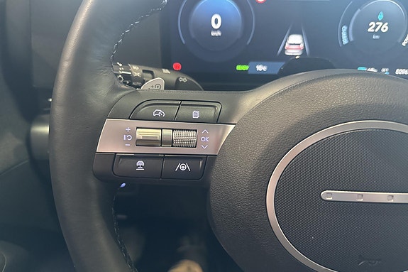Hyundai Kona 14 of 26