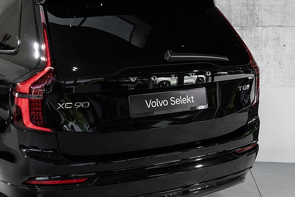 Volvo XC90 6 of 29