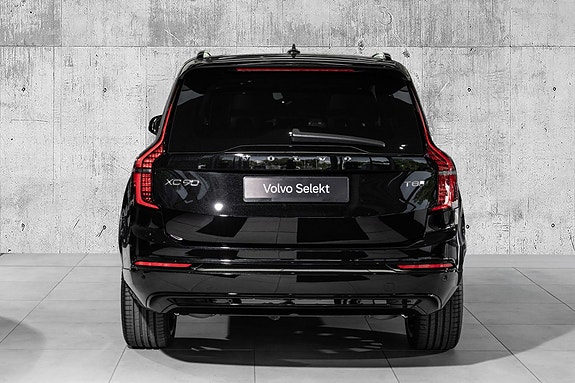 Volvo XC90 7 of 29