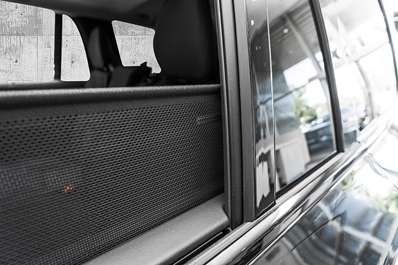 Volvo XC90 13 of 29