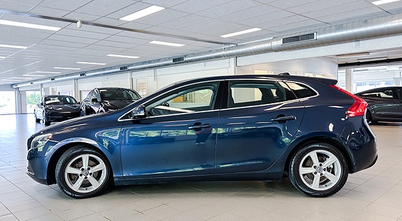 Volvo V40 5 of 30