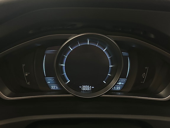 Volvo V40 12 of 30