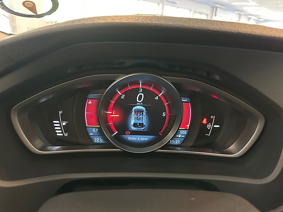 Volvo V40 11 of 30