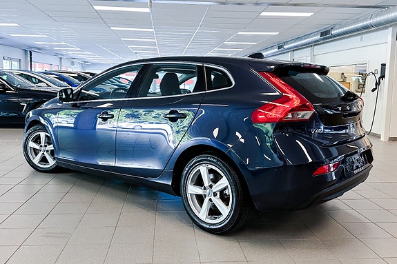 Volvo V40 6 of 30