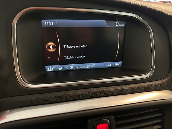 Volvo V40 18 of 30
