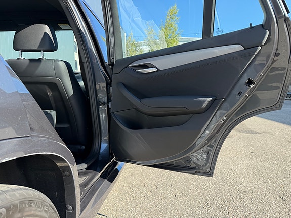 BMW X1 18 of 23