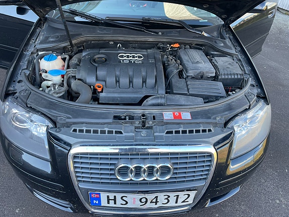 Audi A3 4 of 19
