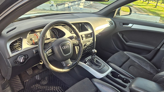 Audi A4 7 of 16