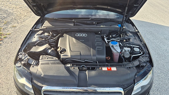 Audi A4 11 of 16