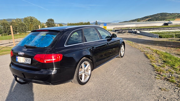 Audi A4 2 of 16