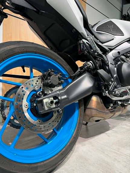 Yamaha MT-09 11 of 18