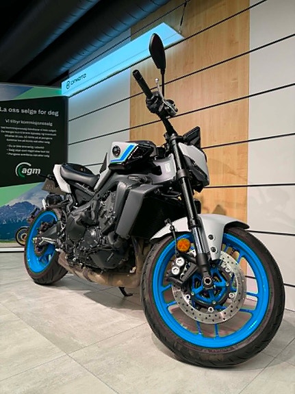 Yamaha MT-09 5 of 18