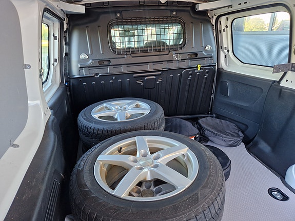 Citroen E-Berlingo 13 of 22