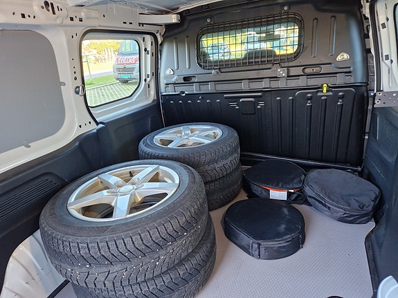 Citroen E-Berlingo 14 of 22