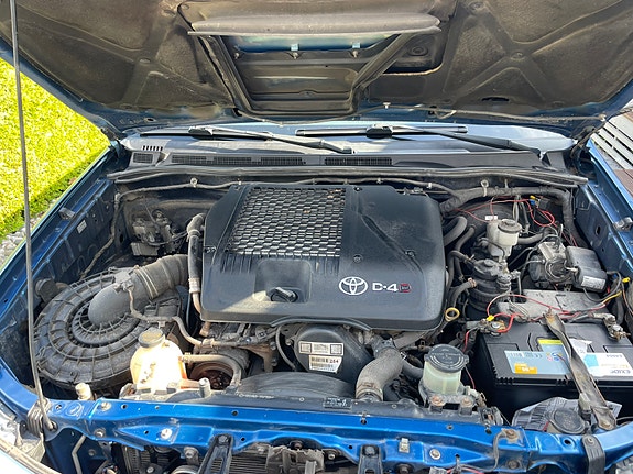Toyota HiLux 22 of 30