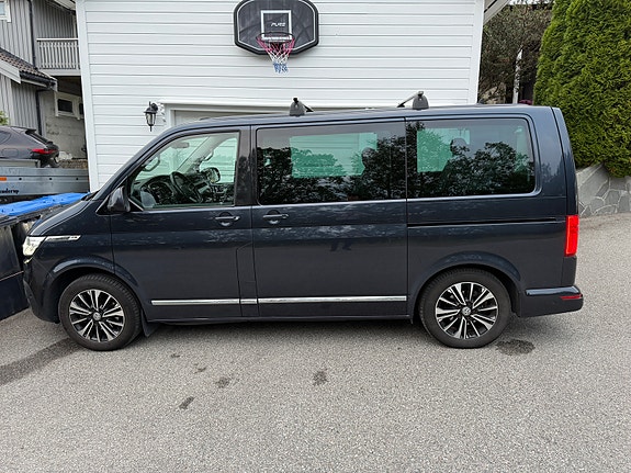 Volkswagen Multivan 9 of 17
