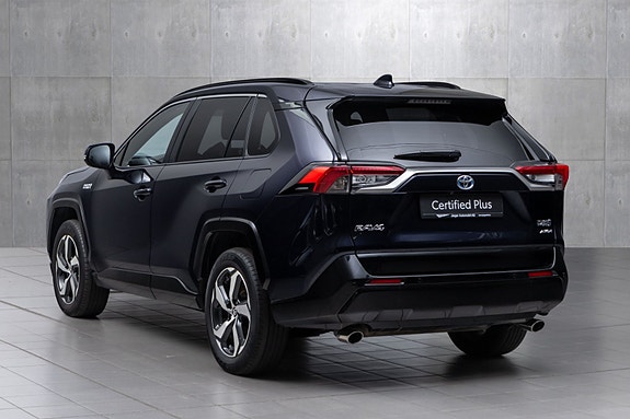 Toyota RAV4 Plug-in Hybrid 7 of 18