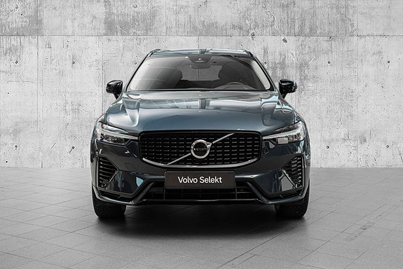 Volvo XC60 4 of 30