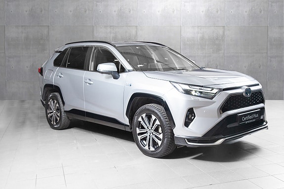 Toyota RAV4 Plug-in Hybrid 5 of 20