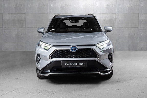Toyota RAV4 Plug-in Hybrid 6 of 20