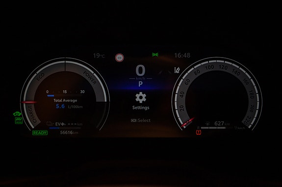 Toyota RAV4 Plug-in Hybrid 11 of 20