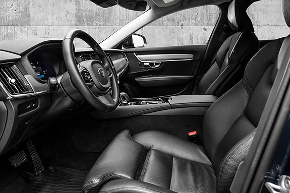 Volvo V90 12 of 29