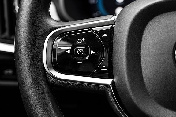 Volvo V90 16 of 29