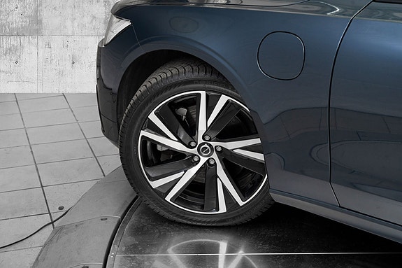 Volvo V90 11 of 29