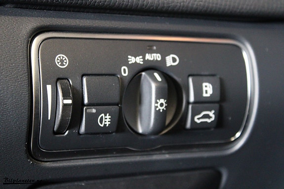 Volvo XC60 18 of 30