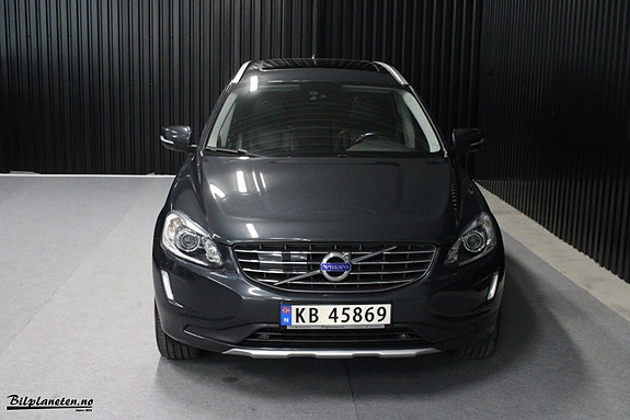 Volvo XC60 3 of 30