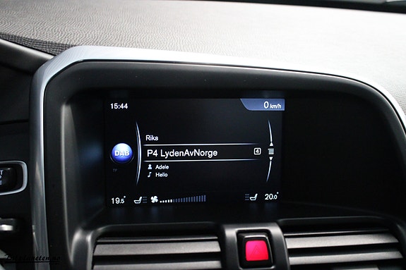 Volvo XC60 20 of 30