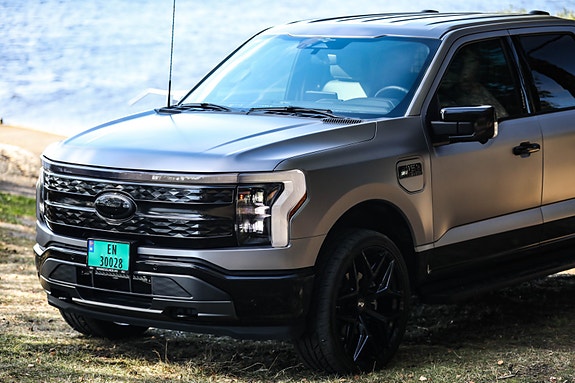 Ford F-150 4 of 30