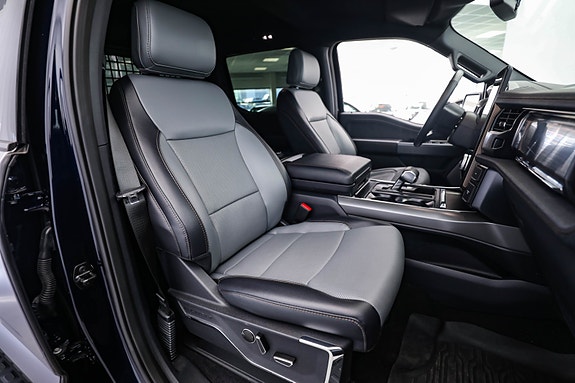 Ford F-150 28 of 30