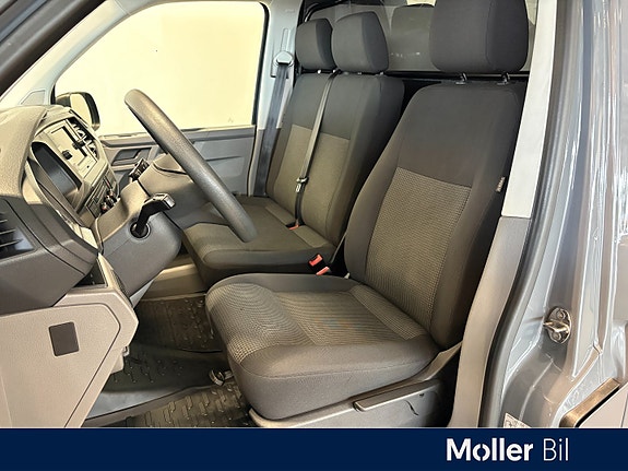 Volkswagen Transporter 9 of 14