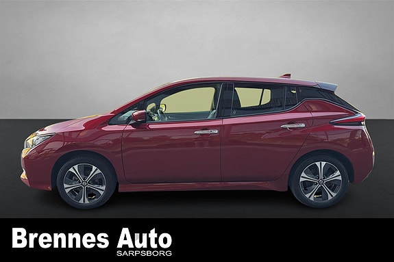 Nissan Leaf 4 of 22