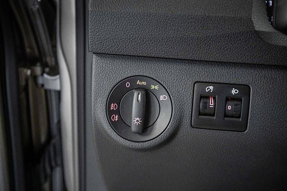 Volkswagen Caddy 17 of 27