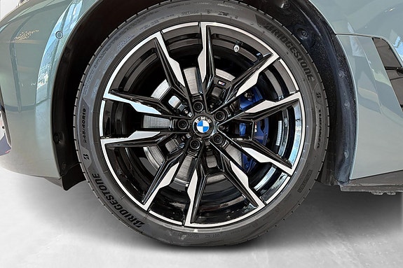 BMW i4 15 of 22
