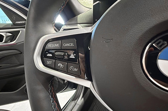 BMW i4 17 of 22