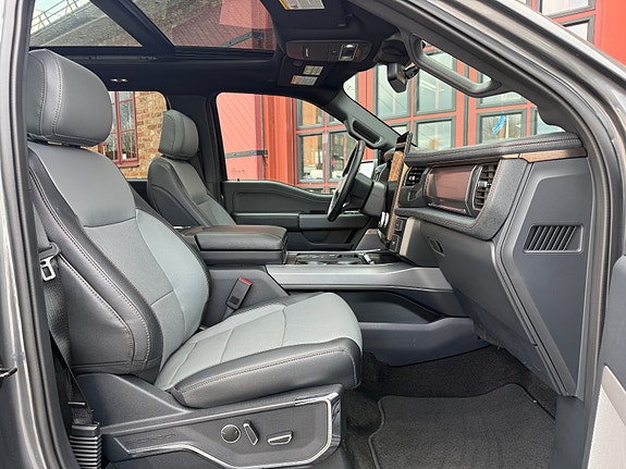 Ford F-150 9 of 30